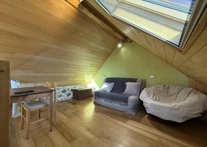 La Maison De Madeleine Дом отдыха Livron